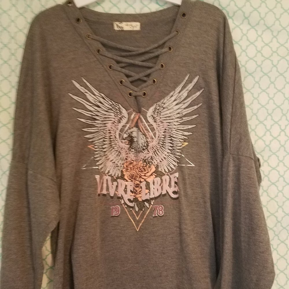 ABOUT A GIRL long sleeve shirt - size M